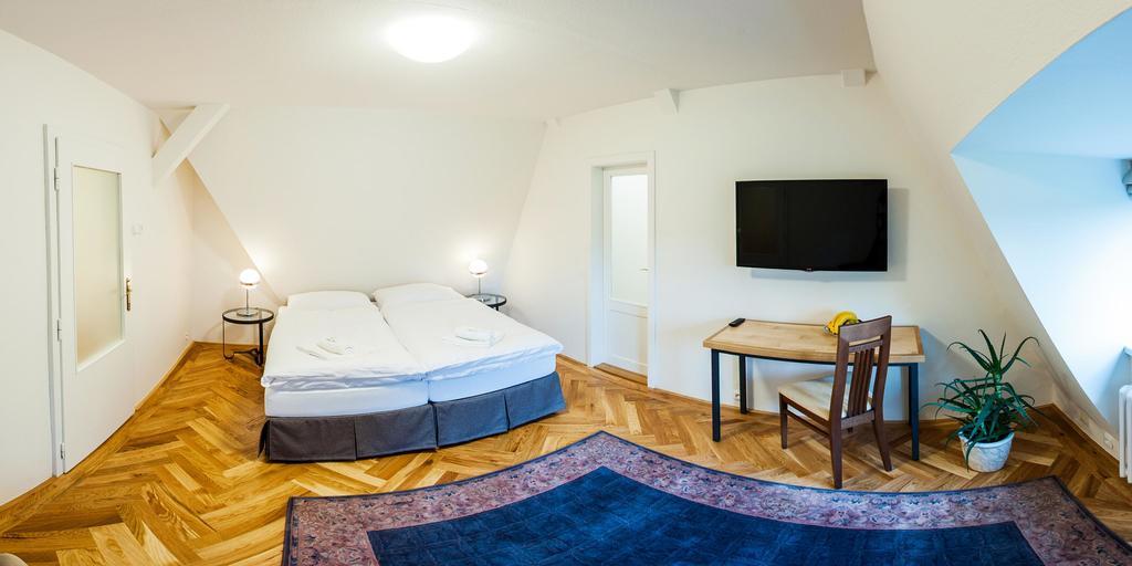 Vila Olga Jevany Extérieur photo