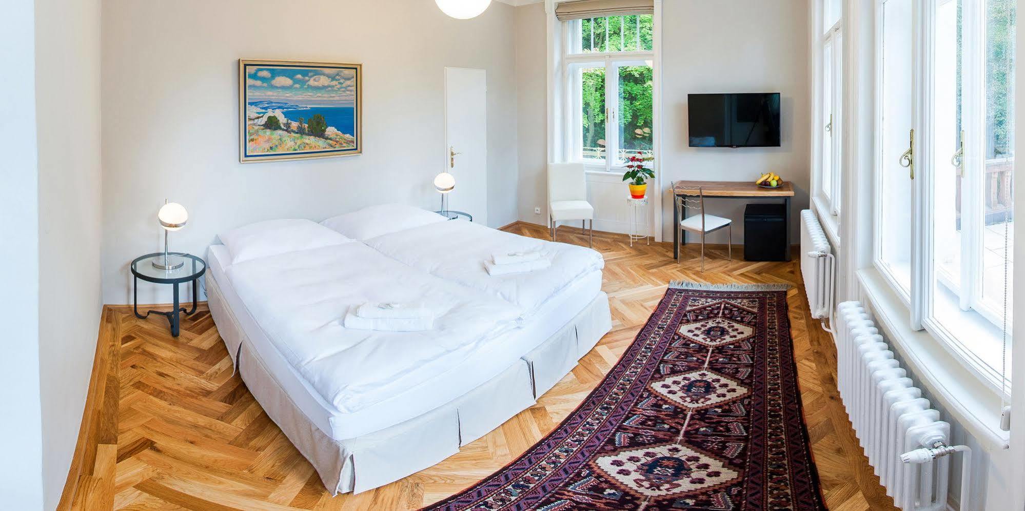 Vila Olga Jevany Extérieur photo